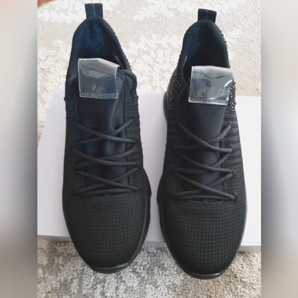 Size 9 Madden Girl Shimmer charcoal sneakers